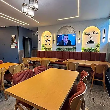 The Pearl Airport Hotel