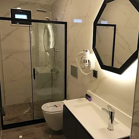 The Pearl Airport Hotel 3*