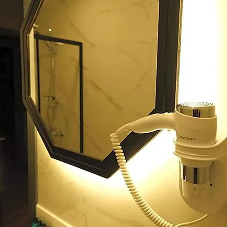 The Pearl Airport Hotel